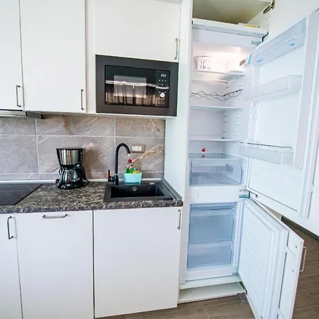 Katrina - Alezzi - Sea View Apartment